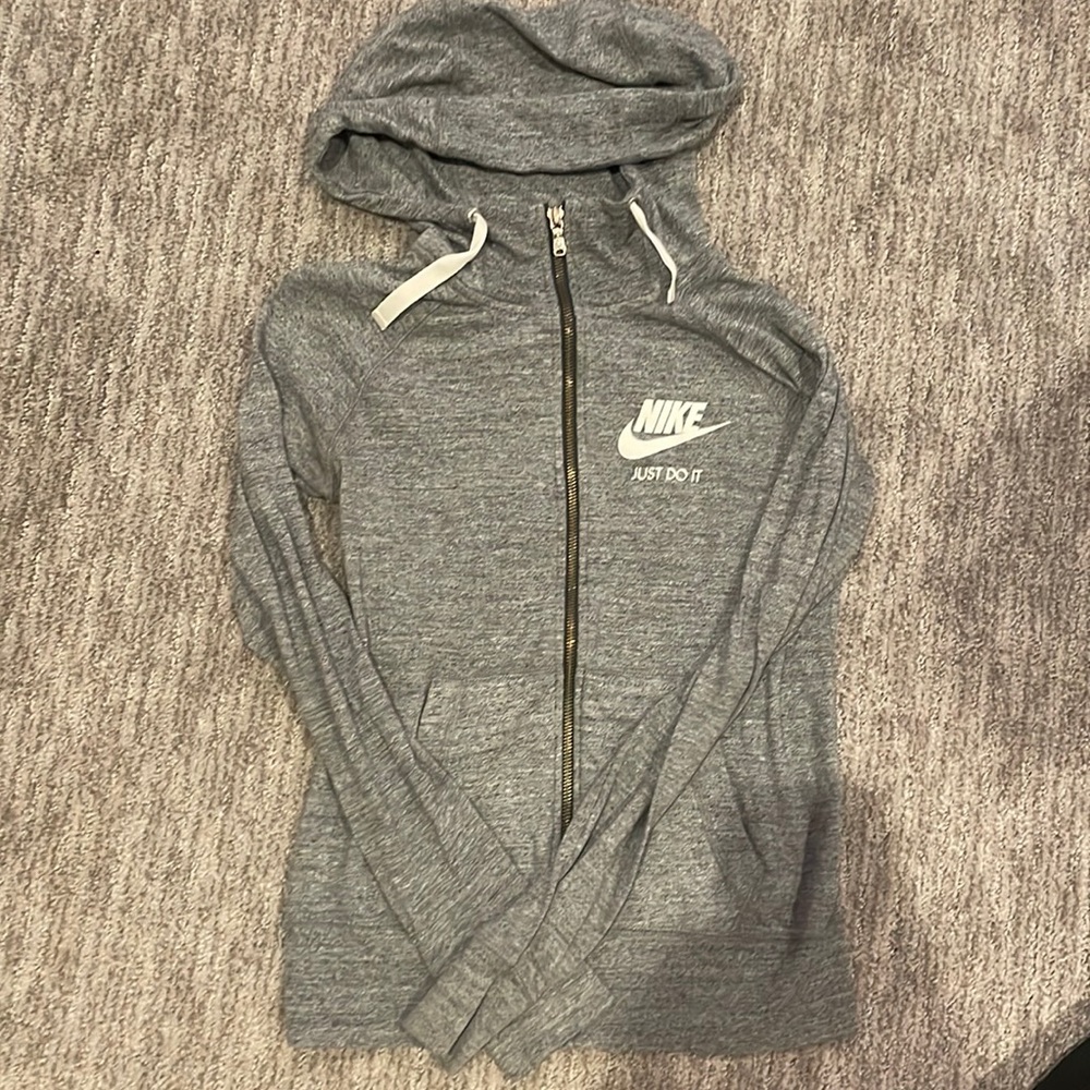 nike zip up hoodie